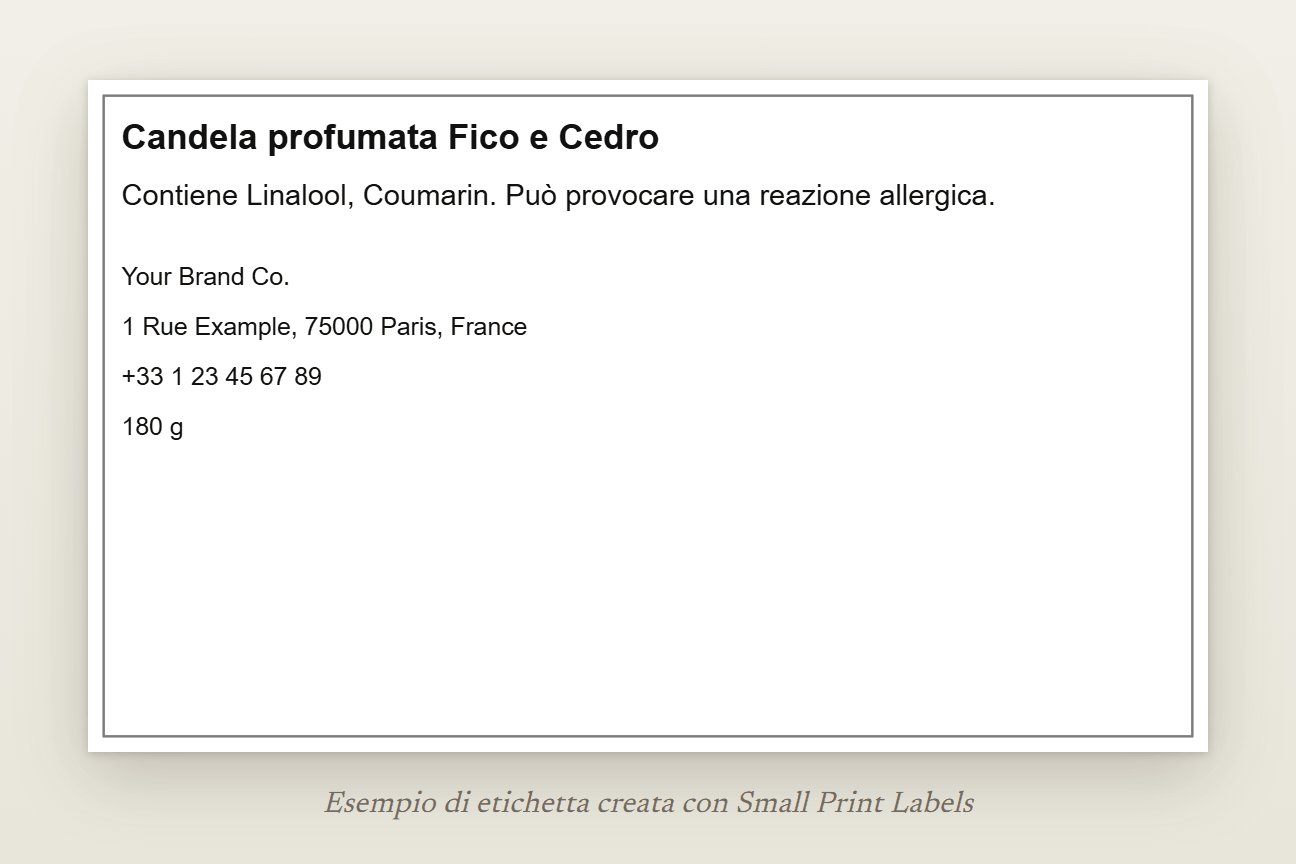 Esempio di etichetta per candela senza pittogramma: Candela profumata Fico e Cedro, la riga EUH208 che indica Linalool e Coumarin, e il nome, l'indirizzo e il telefono del fornitore, 100 × 60 mm