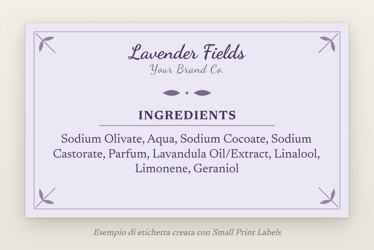 Esempio di etichetta per sapone color lavanda con il nome del marchio in corsivo: sapone Lavender Fields e il suo elenco degli ingredienti INCI con gli allergeni della lavanda, 63 × 38 mm