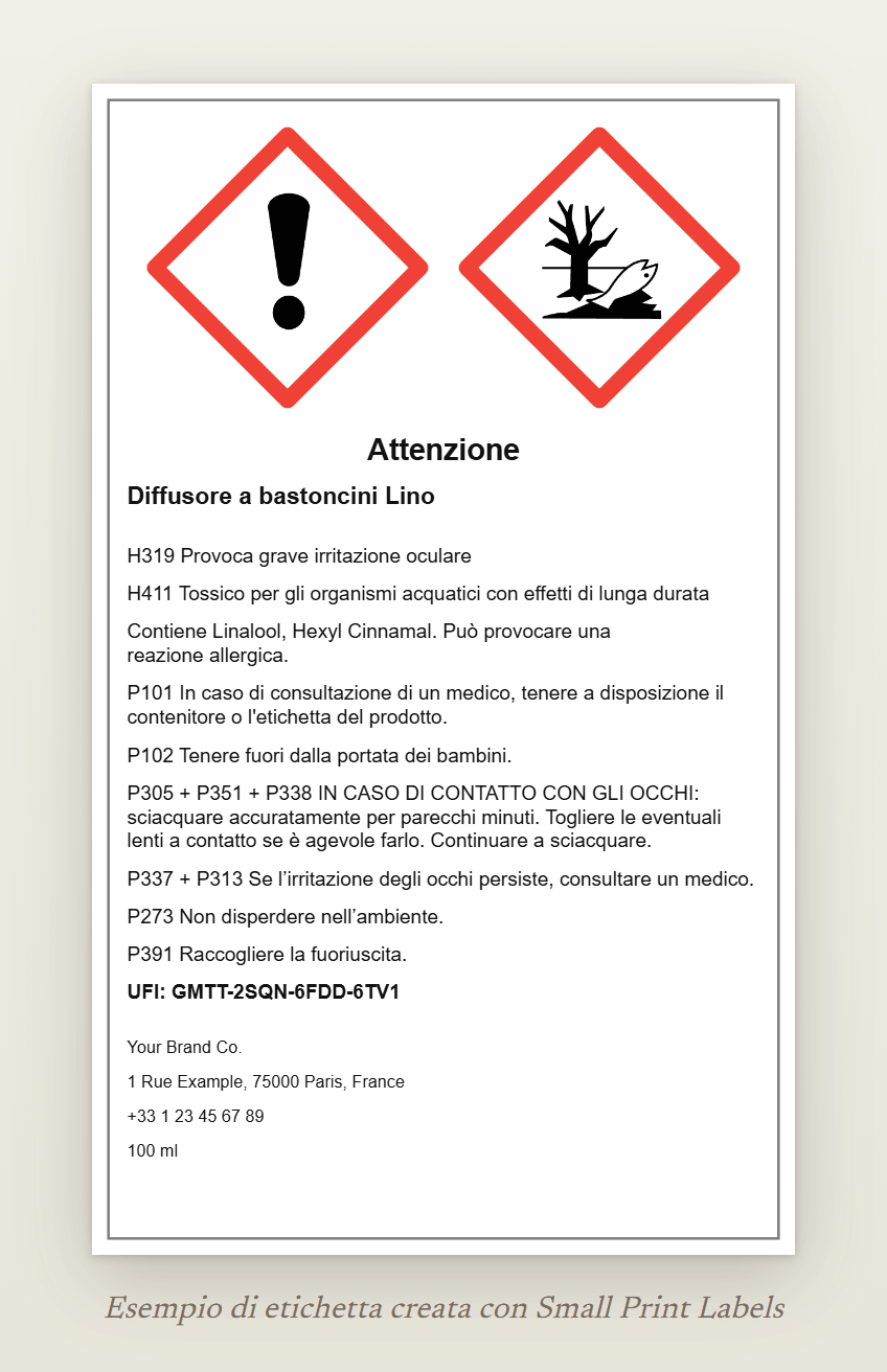 Esempio di etichetta per il flacone di un diffusore a bastoncini con i pittogrammi GHS07 e GHS09 e l'avvertenza Attenzione: Diffusore a bastoncini Lino, H319 e H411, la riga EUH208, sei consigli di prudenza, un UFI e i dati del fornitore, 60 × 100 mm