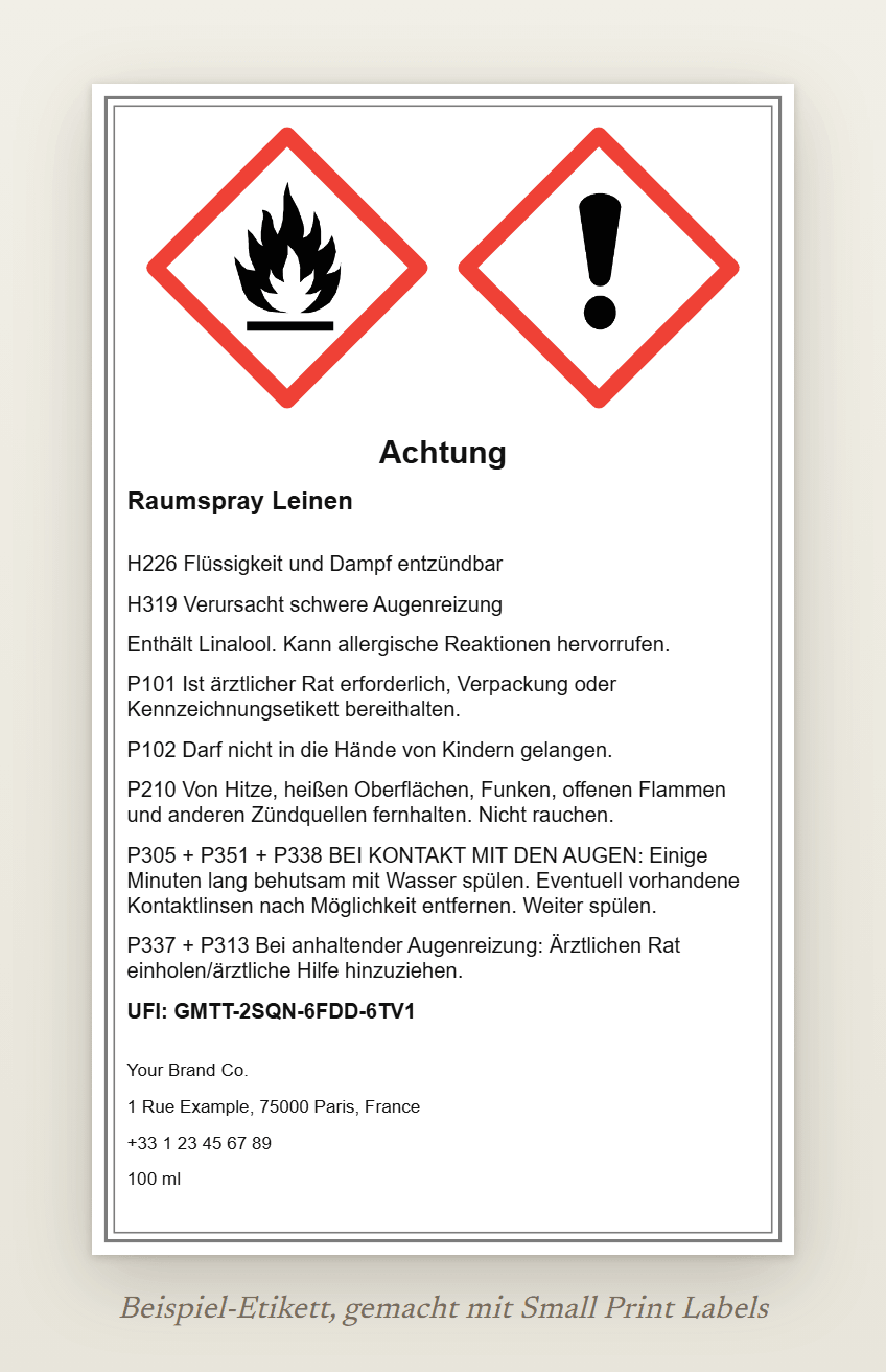 Beispiel-Etikett eines Raumsprays mit Pumpe, mit dem Flammen-Piktogramm GHS02 und GHS07 und dem Signalwort Achtung: Raumspray Leinen, H226 und H319, die EUH208-Zeile, fünf Sicherheitshinweise, ein UFI und die Angaben zum Lieferanten, 60 × 100 mm